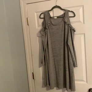 Grey longboard sleeve dress
